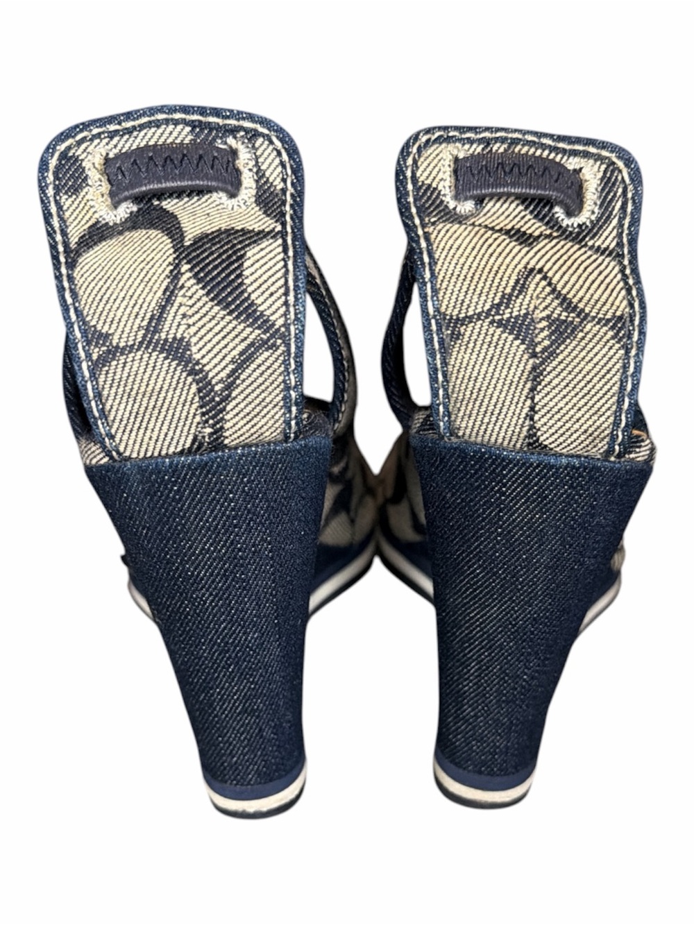 Coach Tarrah Signature Denim Wedge Sandals Size 8.5M Blue Canvas Peep Toe Y2K - Picture 3 of 8